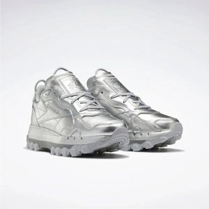 REEBOOK CARDI B CLASSIC LEATHER SILVER SIZE 8